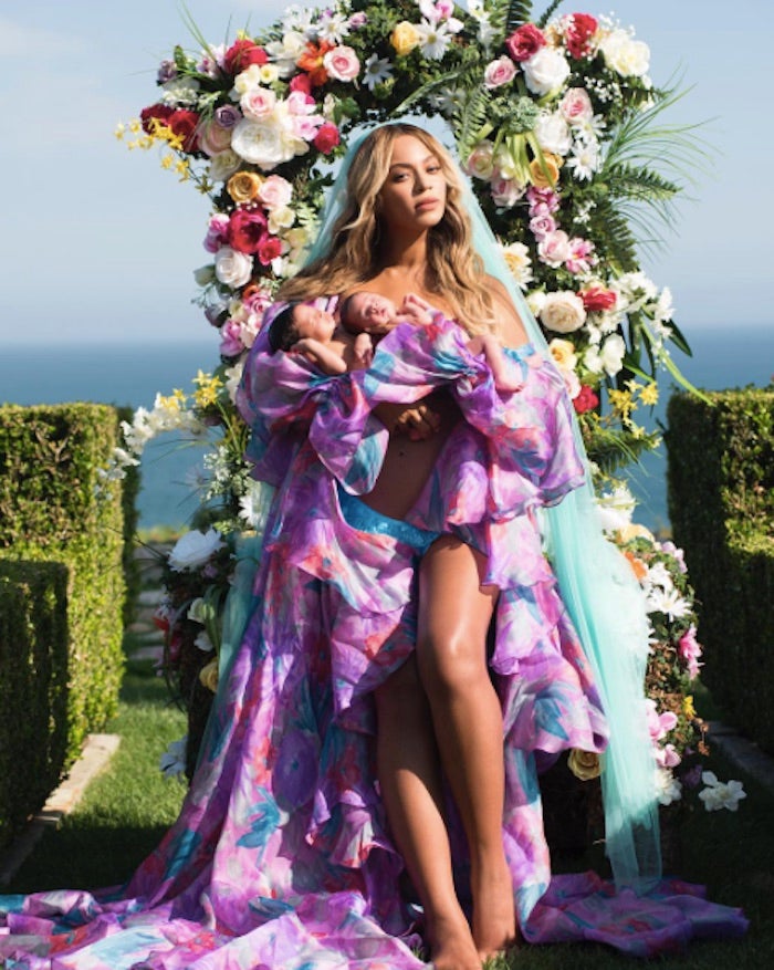 Beyoncé Shares Photo Of Twins, Rumi And Sir Carter